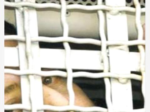 تعز: مواطنة تناشد  الرئيس علي عبدالله صالح