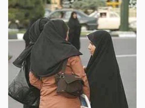 النرويج تلغي خطط السماح بارتداء ضابطات الشرطة للحجاب