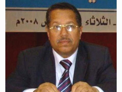 بن دغر للجزيرة: 25 مليون يمني سيقاتلون عن الوحدة إذا اقتضت الحاجة