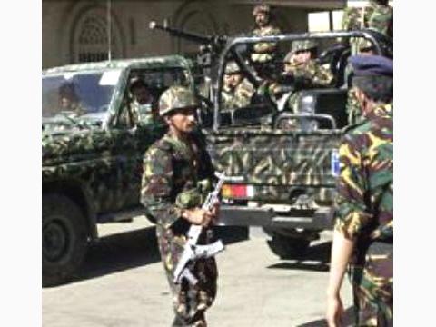 الأمن يتعقب 18 شخصا يشتبه بانتمائهم للقاعدة في مأرب