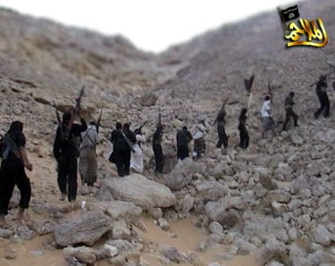 مقتل 30 من عناصر القاعدة بينهم قيادات بغارة جوية بشبوة وسط اليمن