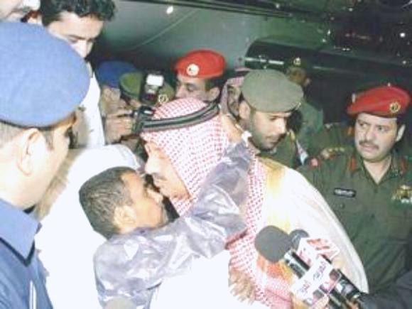 السعودية: اثنان من أسرانا على قيد الحياة ولا صحة للتعامل مع وسطاء