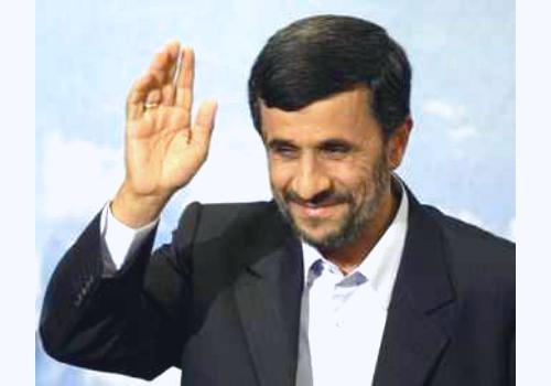 الرئيس يلتقط رسالة من أحمدي نجاد أثناء مروره في أجواء اليمن