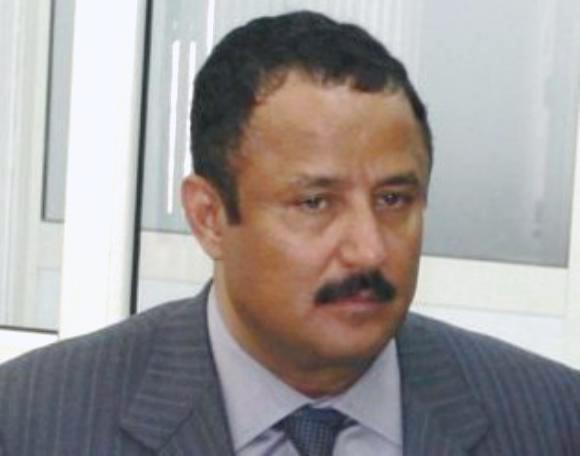 نجاة محافظ تعز خالد الصوفي من محاولة اغتيال