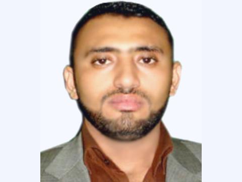 لماذا لا يفهم حسين الأحمر أن ما يقوم به عمل وطني؟!