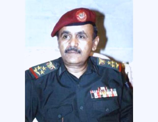 وفاة وزير الدفاع السابق محمد ضيف الله