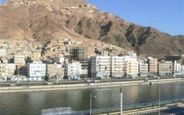 افتتاح المرحلة الثانية من مشروع فندق مكة السياحي بالمكلا