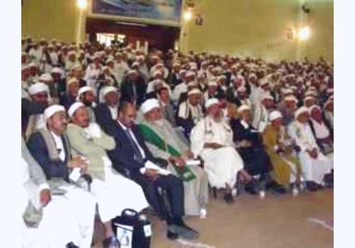 علماء ومشايخ اليمن يصدرون بياناً شديد اللهجة ضد صالح ويؤيدون شباب التغيير (النص)