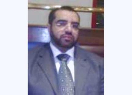 السياسة أو القوة لإخراج الرئيس