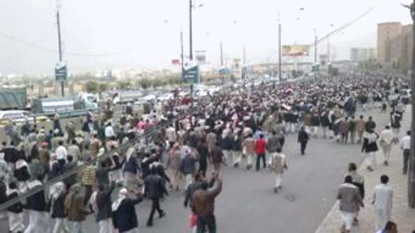 شباب ثورة اليمن السلمية يستعدون لتدشين يوم الشهيد