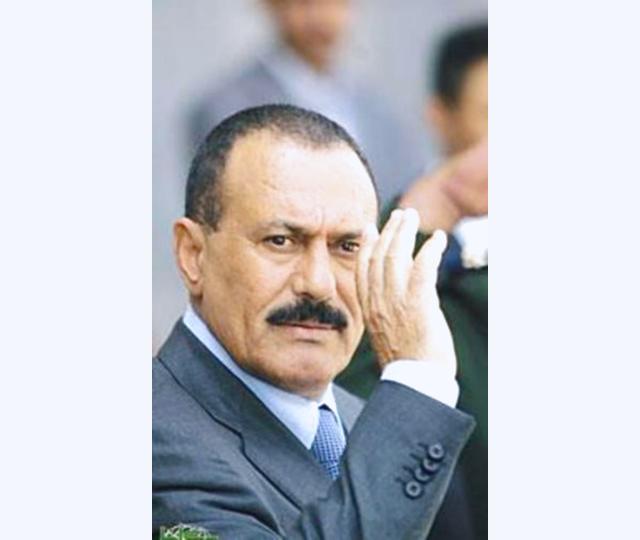المعارضة: الرئيس وافق على توقيع المبادرة مع الدكتور ياسين بدلا عن باسندوة