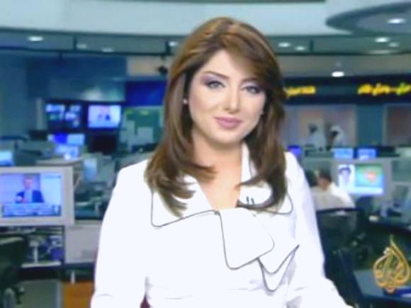 حرق منزل مذيعه سورية لرفضها الإستقالة من قناة الجزيره