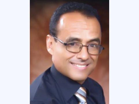 من الذي يلعب بالنار؟