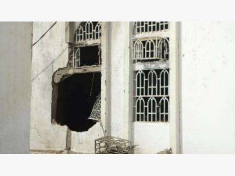 قتلى وتدمير مسجد في غارات أمريكية على ابين (صور)