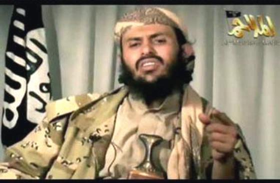 القائد العسكري للقاعدة في جزيرة العرب يبيح دم العاهل السعودي وأفراد العائلة المالكة