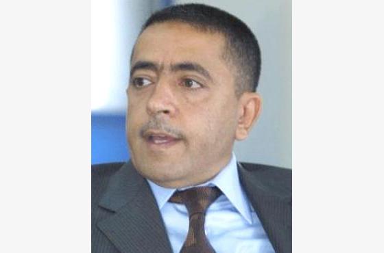 محمد أبو لحوم: أتمنى على الرئيس أن يوقع المبادرة وألا يستمع لصقور المؤتمر