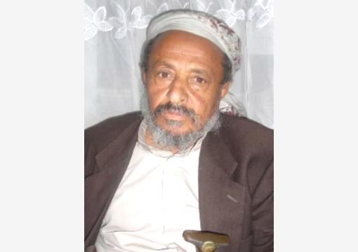 أحد مشائخ مديرية كشر: نقاتل دفاعا عن أرضنا وأعراضنا والحوثيون لديهم تصحر سياسي وفكرهم متخبط