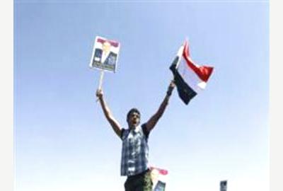 الأزمة في الجنوب تضع "الرئيس الجنوبي" على المحك