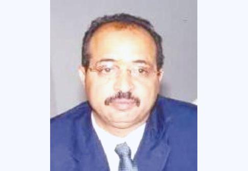 اتحاد الأدباء والكتاب يدين استهداف الكاتب محمد اللوزي وخطف نجله
