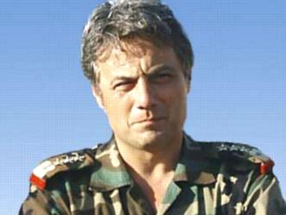 مناف طلاس من باريس: الأسد زج بالجيش لمعركة لا تعبر عن مبادئه