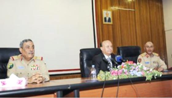 الرئيس يزور الكلية الحربية بمناسبة انتهاء العام الدراسي (مكتمل)