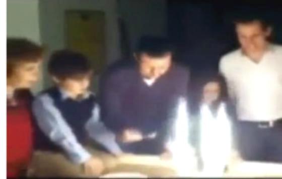 فيديو: بشار الاسد يغني في عيد ميلاد صهره