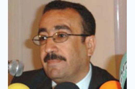 المحامي خالد الآنسي يدعو أسرة الشهيد الحمدي لتوكيله بالمطالبة بفتح ملف اغتياله