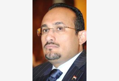 وزير النقل السابق وحديث ذو شجون عن شركة موانئ دبي وتدهور ميناء عدن