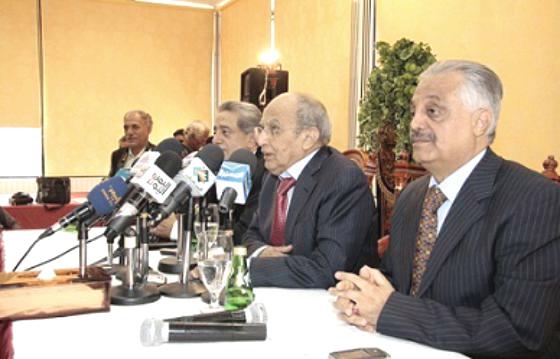 الإرياني: هناك مخطط يدار من الخارج يحرض على العنف والإرهاب في اليمن