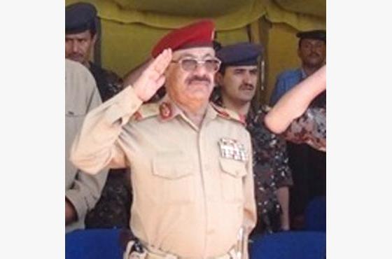 نجاة اللواء محمد راجح لبوزة قائد المنطقة العسكرية الخامسة من محاولة اغتيال بتعز