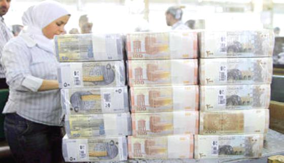 الليرة السورية تفقد 77% من قيمتها أمام الدولار