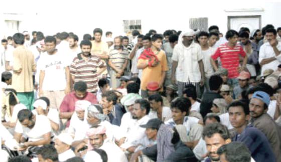وزارة العمل السعودية تؤكد أن تمديد فترة التصحيح يحتاج إلى أمر ملكي جديد وليس بيدها