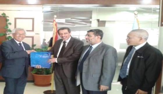 وزيرا التربية والتخطيط يقران إعداد مشروع تأهيل التربويين ومدراء المدارس عبر الجامعات الماليزية