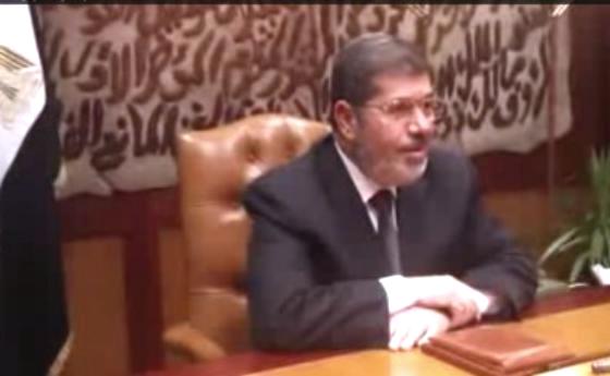 كلمة مرسي إلى الشعب المصري بعد الانقلاب ونايل سات تغلق قنوات