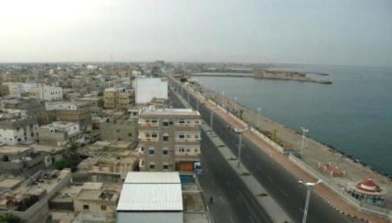 الجمعية الخيرية لتعليم القران الكريم بالحديدة تكرم164 حافظا وحافظة