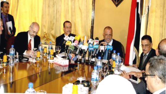 لقاء موسع ضم اللجنة العليا للانتخابات والشركاء الدوليين