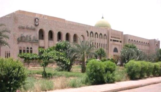 تدشين الدراسة في قسم الفنون الجميلة الدفعة الأولى بكلية الاداب بجامعة عدن