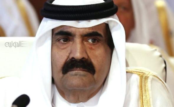 أمير قطر السابق يعود إلى الأضواء عبر عرس جماعي كبير في اليمن