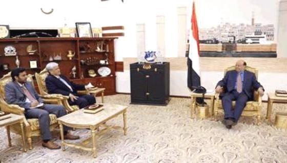 الرئيس هادي يؤكد على تطهير البلاد من أخطار الإرهاب