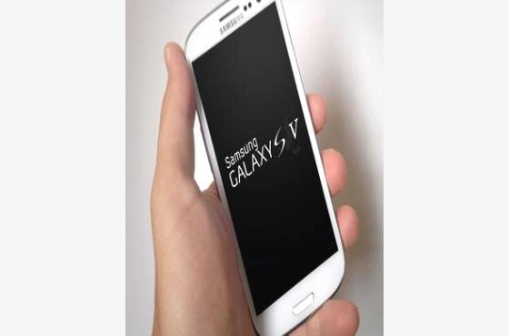 8 ميزات في Galaxy S5 غير موجودة في iPhone 5S