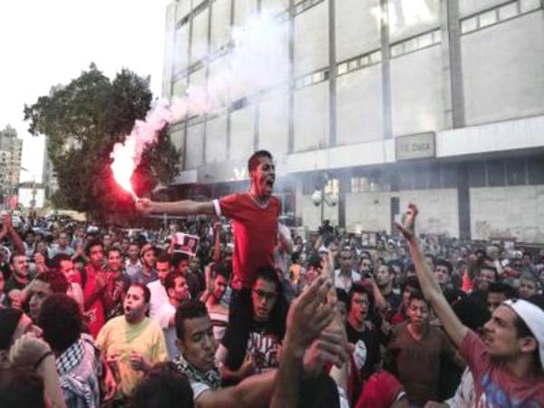 دعوة لموجة ثورية شعارها"زواج أميركا من مصر باطل"