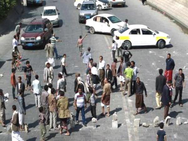 الصراع على حيازة الأراضي يقتل 25 يمنياً في شهر