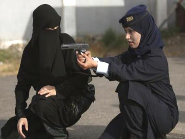 اليمن نحو إنشاء أقسام خاصة بالشرطة النسائية
