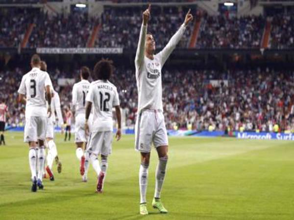 بالفيديو.. ريال مدريد يكتسح بيلباو بخماسية منها ثلاثية لرونالدو