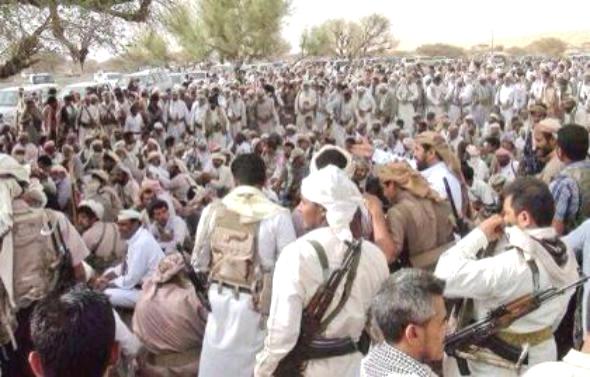 حرب استنزاف للحوثيين في إب والبيضاء وعودة بحاح تحرك الجمود