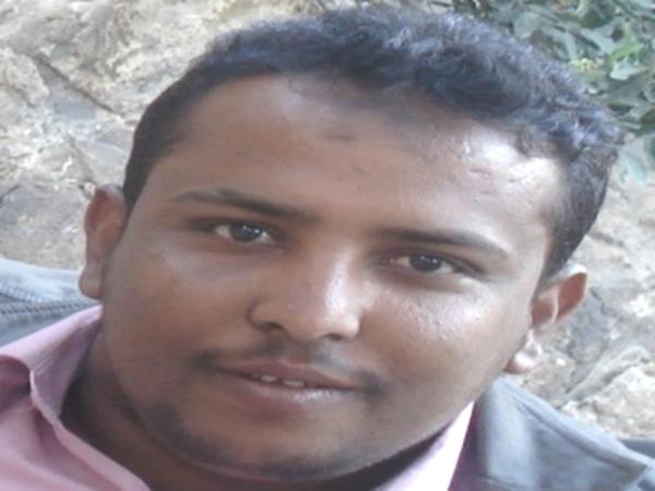 مسلحون حوثيون يعتدون على رئيس تحرير موقع «نيوزيمن» وسط العاصمة