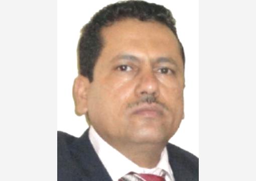 الكاتب مصطفى راجح يحذر أبناء مأرب: لجنة هادي أخطر عليكم من تهديدات الحوثيين