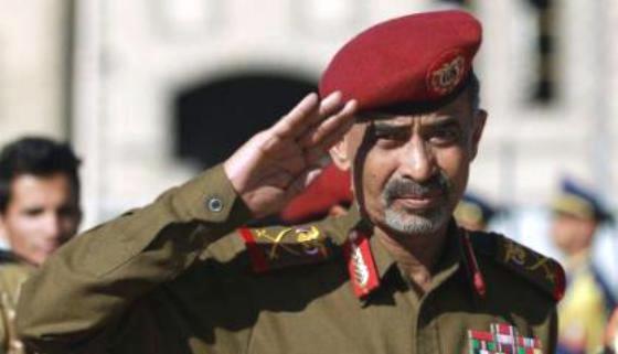 اللواء الصبيحي يستقبل الزائرين ويؤكد على حل عبر البرلمان.. (تفاصيل لقاء بعد انسحاب المسلحين)