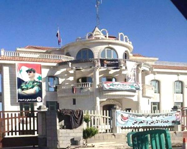قوات سورية تقتحم وتنهب منزل فيصل القاسم