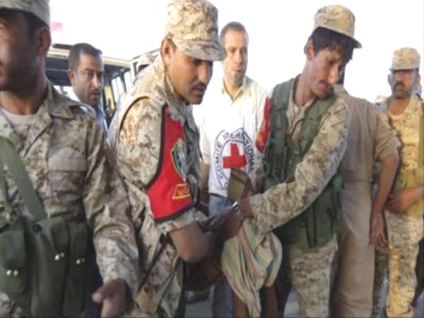 الصليب الأحمر يحصل على موافقة التحالف لدخول اليمن